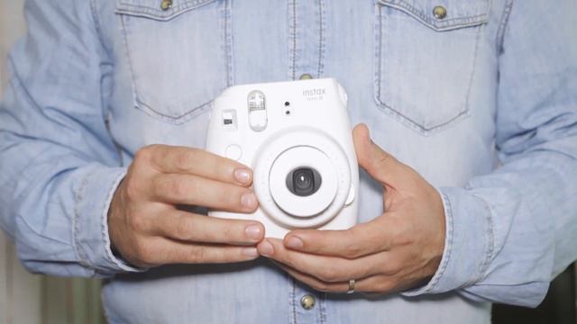 Cómo usar una Fuji Instax Mini 8 - Pedro Talens - Fotógrafo de bodas смотреть онлайн