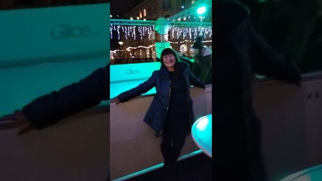 Завершили праздник на катке!Дружно русские, немцы,разные национальности ?Будь Человеком в Жизни !?? смотреть онлайн