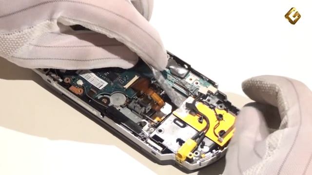 Sony PSP 1004 - как разобрать psp и из чего она состоит смотреть онлайн