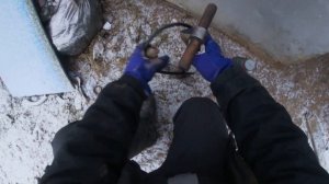 Как залить масло в мосты на Ниве если нет нагнетателя.