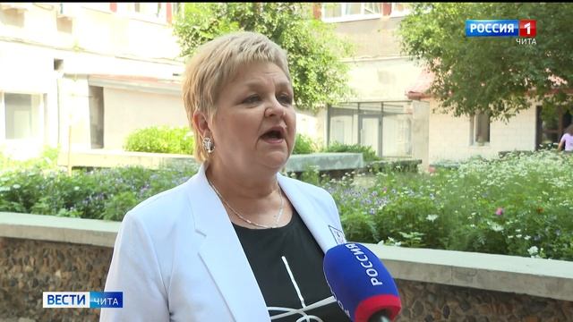 Сезон "тихой охоты" открыт: какие ягоды начали собирать в лесах Забайкалья смотреть онлайн