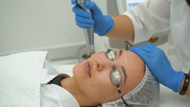 Клиника лазерной дерматокосметологии CosmoDerm Laser Clinic смотреть онлайн