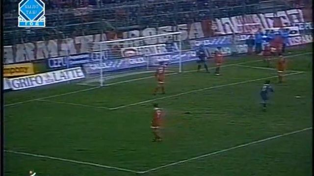 Дубль Игоря Симутенкова (Реджана) в ворота Перуджи (1997) смотреть онлайн