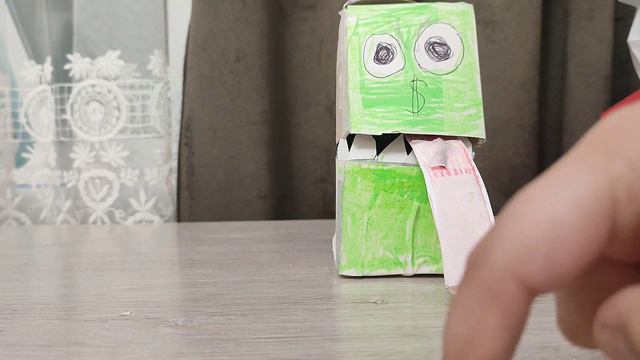 Сделал копилку из игры радужные друзья. смотреть онлайн