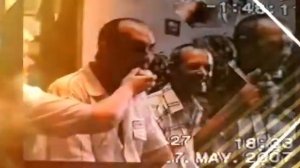 водочку пьём, водочку льём...