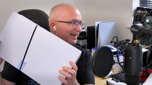 PlayStation 5 Slim FINALLY Unboxed! смотреть онлайн