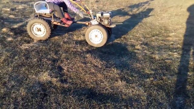 Мотоблок на больших колесах-3 смотреть онлайн