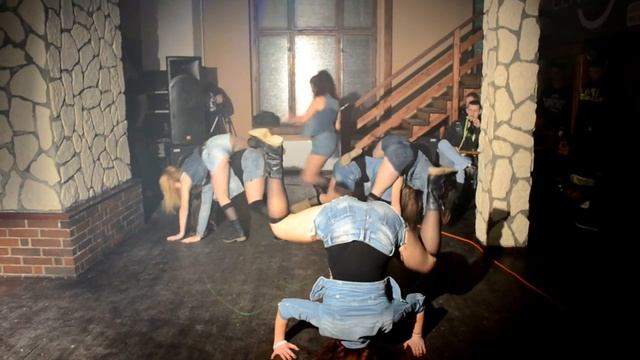 DNW crew - Klub Centralna Czechowice-Dziedzice смотреть онлайн
