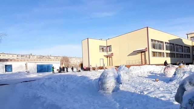 132. Winter walk | Зимняя прогулка смотреть онлайн