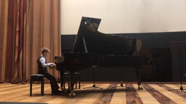 Игорь Николаев."Снежный единорог с голубыми глазами" из цикла "Пятнадцать мелодий для фортепиано". смотреть онлайн