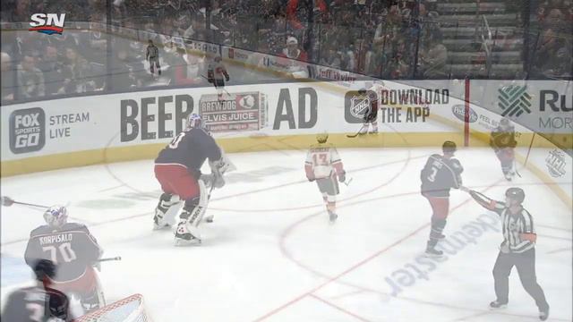 Sean Monahan Beats Joonas Korpisalo To Snap 13-Game Goalless Drought смотреть онлайн