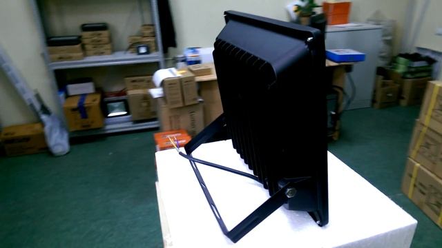 Светодиодный прожектор 50 вт смотреть онлайн