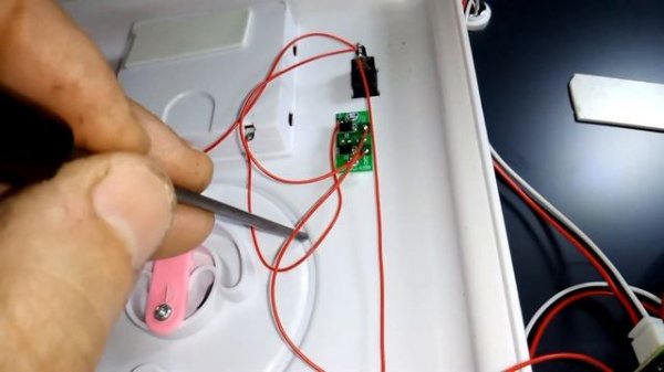 Зеркало MAGIC MIRROR 360 с LED подсветкой. Ремонт (MAGIC MIRROR 360 mirror with LED backlight)