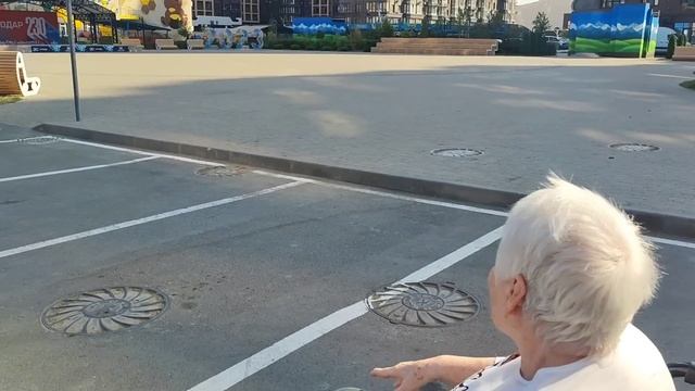 ПОЗДРАВИЛИ МАМОЧКУ С ДНЁМ РОЖДЕНИЯ? 76 ЛЕТ НАШЕЙ ЛЮБИМОЙ @ShindrMindr_Official смотреть онлайн