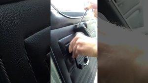 Снять ручку стеклоподъемника на классике ваз 2101-2107