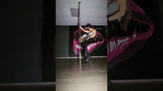 медленный танец смотреть онлайн