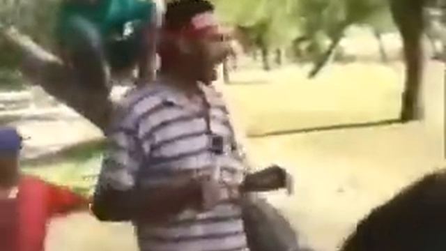 Şöyle yanımdan uzaklaşın bir! смотреть онлайн