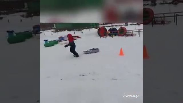 Здание № 5 "Сказка". Развлечение со Снеговиком. Группа "Тигрята" смотреть онлайн