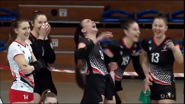 Yulia Gerasimova / Юлия Герасимова / Волейболистка из Одессы/ звезда Тит Тока ??? смотреть онлайн