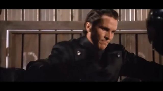 Gun Kata Scenes - Equilibrium смотреть онлайн