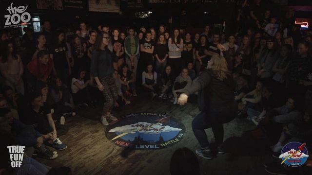 NEXT LEVEL BATTLE 10 DANCEHALL BEGIN 1/ 2 Ира Селезнева vs Дерзкая Ди смотреть онлайн
