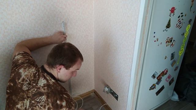 Как спрятать провода от телевизора на стене своими руками скрытно без пыли и ущерба для ремонта смотреть онлайн