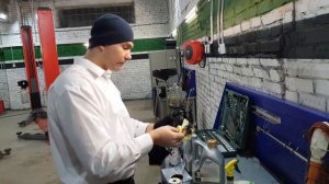 Хендай Туссан 2017.Неосторожная замена моторного масла через 23000 км, есть поломки.