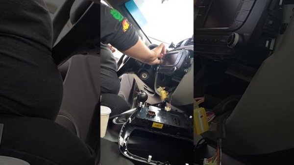 Removing 2017 kia soul base model radio