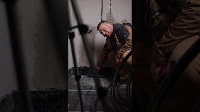 ? КАК СОХРАНИТЬ ГИДРОИЗОЛЯЦИЮ ПОЛА при монтаже инженерных систем?