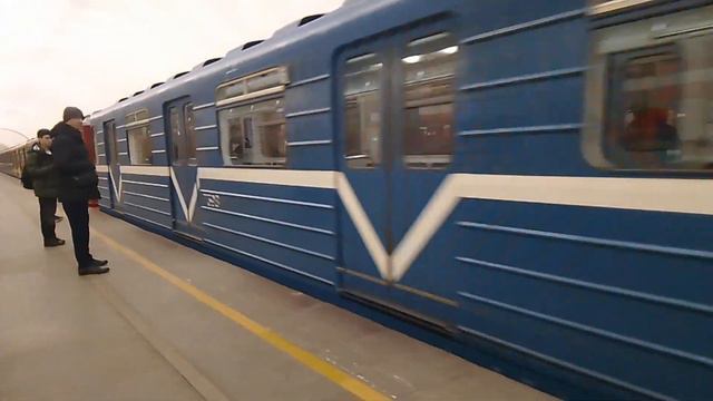 Спецсостав на станции выборгская смотреть онлайн