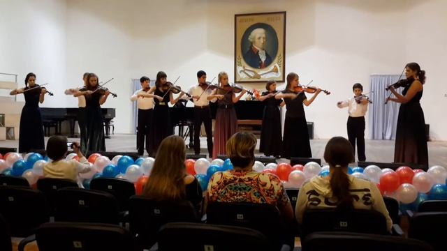 Й.Гайдн Divertismento смотреть онлайн