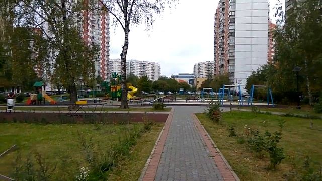 Прогулка по московскому скверику , 24 сентября 2019