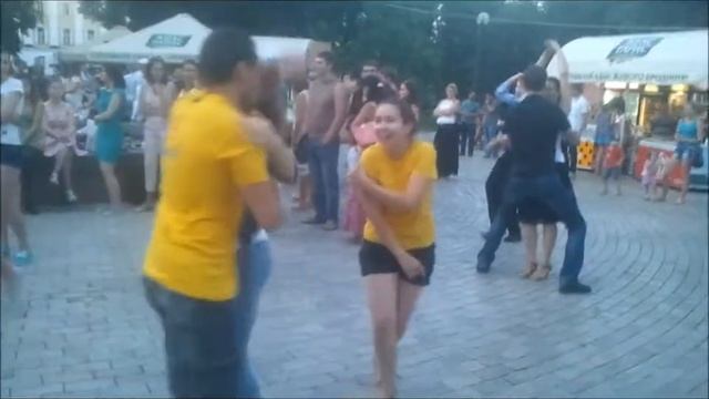 SaBaMeRe Salsa cubana 1+2 (школа танцев на Троещине) смотреть онлайн