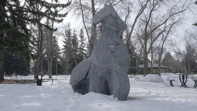 Gigi Sculpture, Borden Park, Edmonton, Alberta смотреть онлайн
