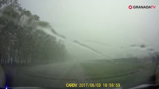 Град размером с яйцо выпал в Магнитогорске смотреть онлайн