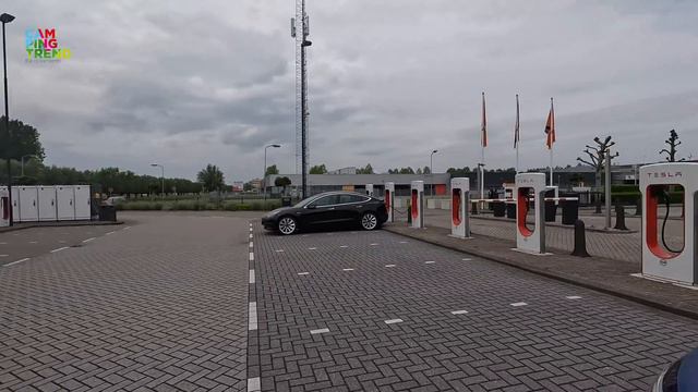 LADEN is LASTIG - Elektrische Roadtrip - DAG #2 - Campingtrend смотреть онлайн
