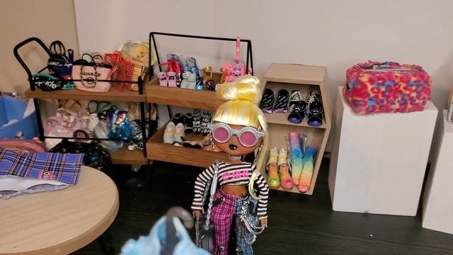 Lets Unbox!! || LOL Surprise OMG BFFs Maddison and Sketches Unboxing смотреть онлайн