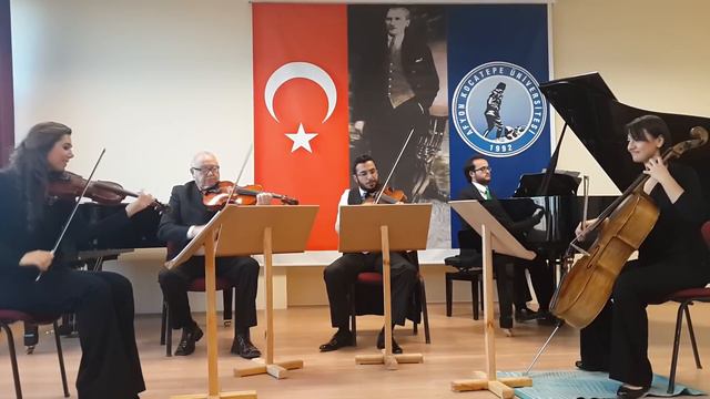 MENUET L V  BEETHOVEN