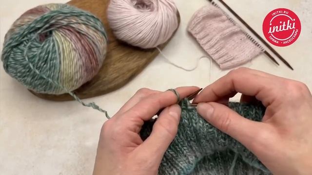 ЭЛАСТИЧНОЕ ЗАКРЫТИЕ ПЕТЕЛЬ СПИЦАМИ И КРЮЧКОМ смотреть онлайн