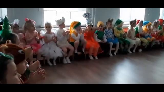 Новогодний утренник в Детском Саду 49 город Самара средняя группа 23 12 2019 год смотреть онлайн