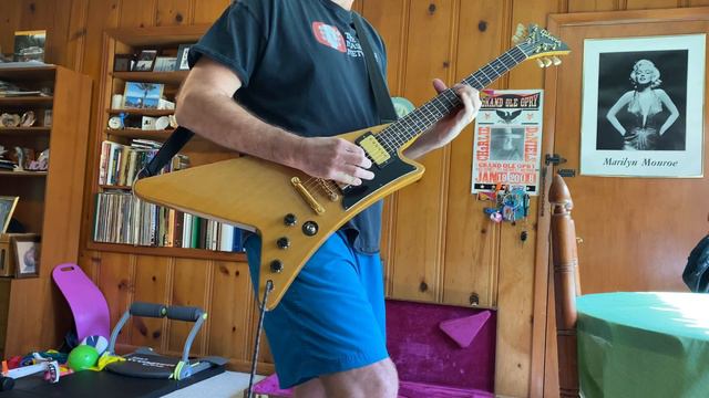 4K. Video Gibson Moderne Guitar - Dropped D. tuning videoclip смотреть онлайн