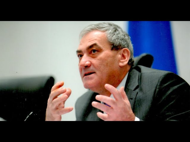 Экономическая политика России - "по-другому ободранная кошка". смотреть онлайн