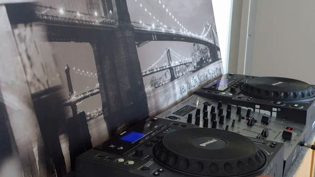 Set Old School / Gémini CDJ210 / Dj Rikou смотреть онлайн