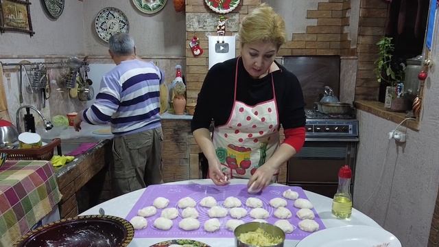 Обзор наших покупок. Подарок Рушане. Пирожки и курица! смотреть онлайн