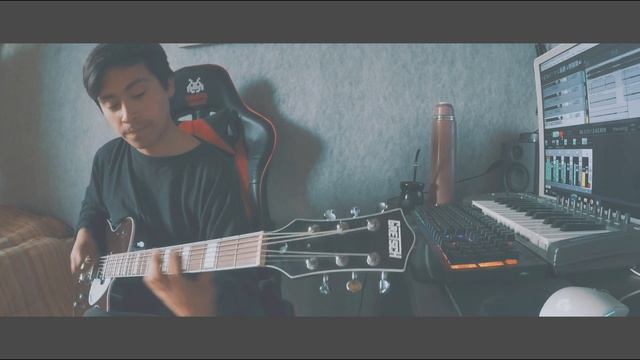 Vola - Head Mounted Sideways Guitar Cover ( Gretsch Electromatic Jet Baritone G5260 ) смотреть онлайн