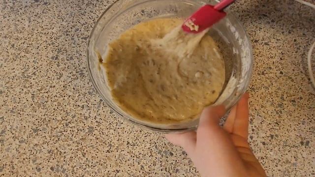 Черные Бананы? Не беда, сделайте вкусный Банановый Пирог! Нежный, Не сладкий и очень Вкусный! смотреть онлайн