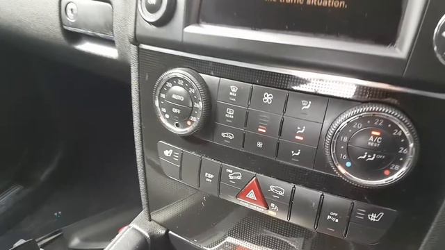 Mercedes ML350 W164 engine fan always running and ACC not working... Fault finding and repair. смотреть онлайн