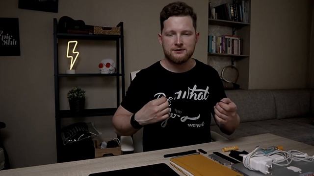 Что в моей сумке 2020 [Minimalist EDC] смотреть онлайн