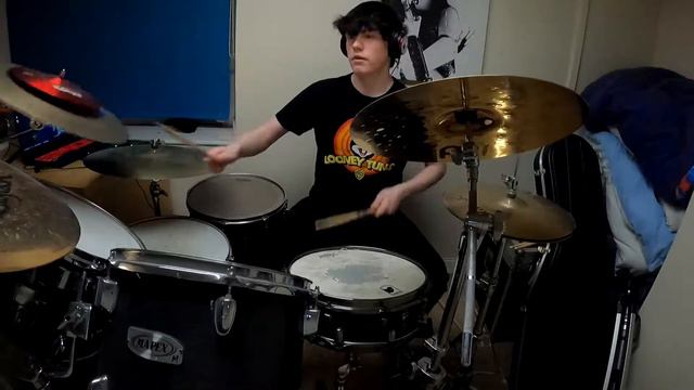 Blur - Song 2 Drum Cover смотреть онлайн