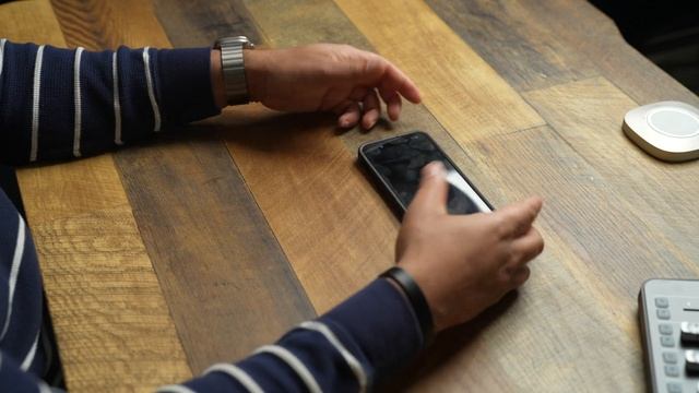 The BEST Otterbox Case?! iPhone 14 Pro Max OtterGrip w/Interchangeable Buttons! смотреть онлайн